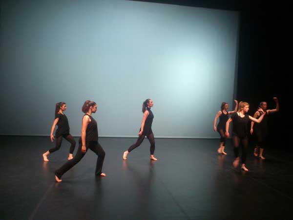 Feminam πρώτη παράσταση στο 15 Φεστιβάλ Χορού Σωματείου Ελλήνων Χορογράφων