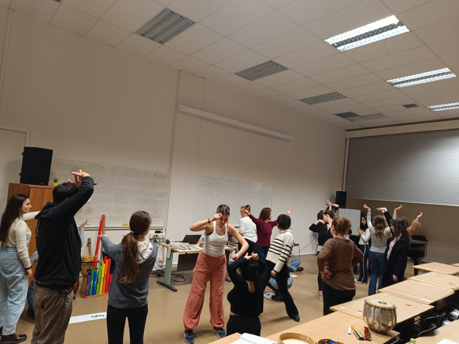 Σεμινάριο της μεθόδου διδασκαλίας DanceDisability Χορός Αναπηρία στο ΑΠΘ